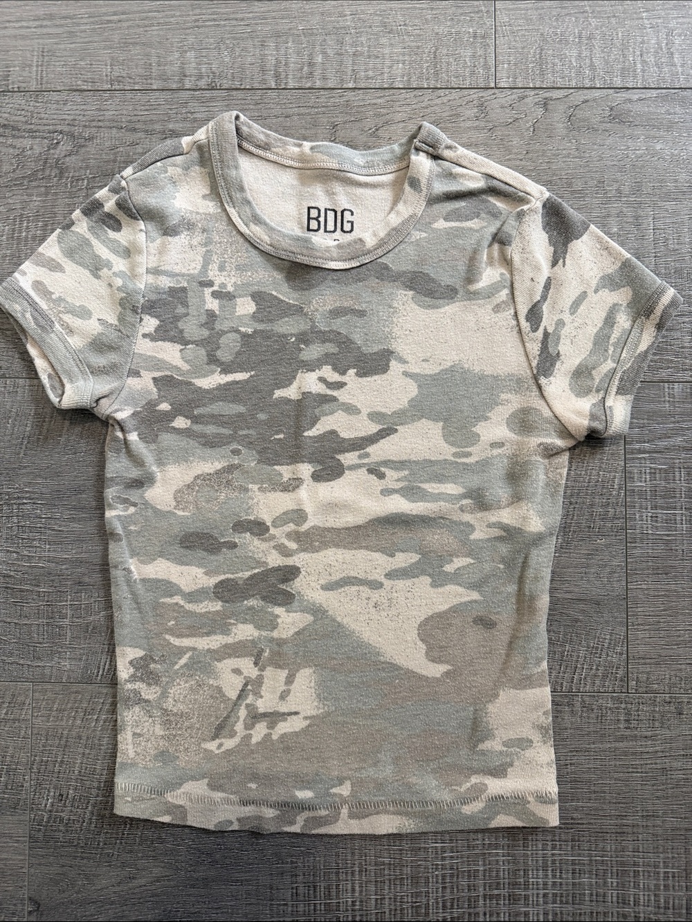 BDG Short Sleeve Camo Tee in Gray and Cream